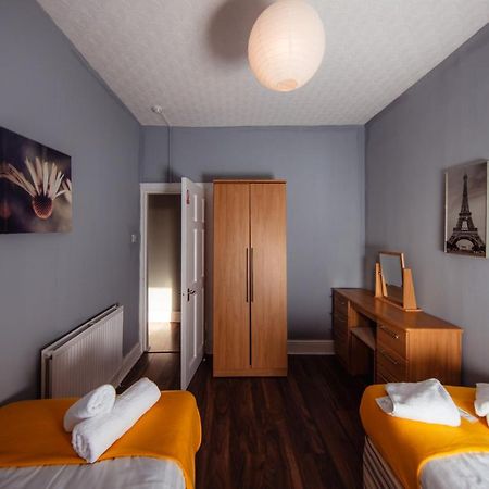 אדינבורו Super Central 4Bedroom Apartment At The Meadows מראה חיצוני תמונה