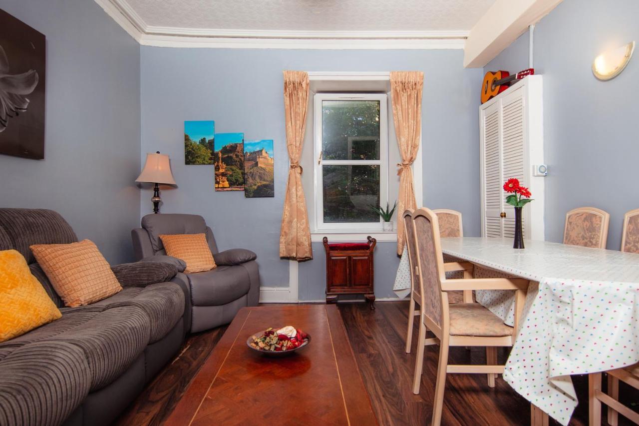 אדינבורו Super Central 4Bedroom Apartment At The Meadows מראה חיצוני תמונה