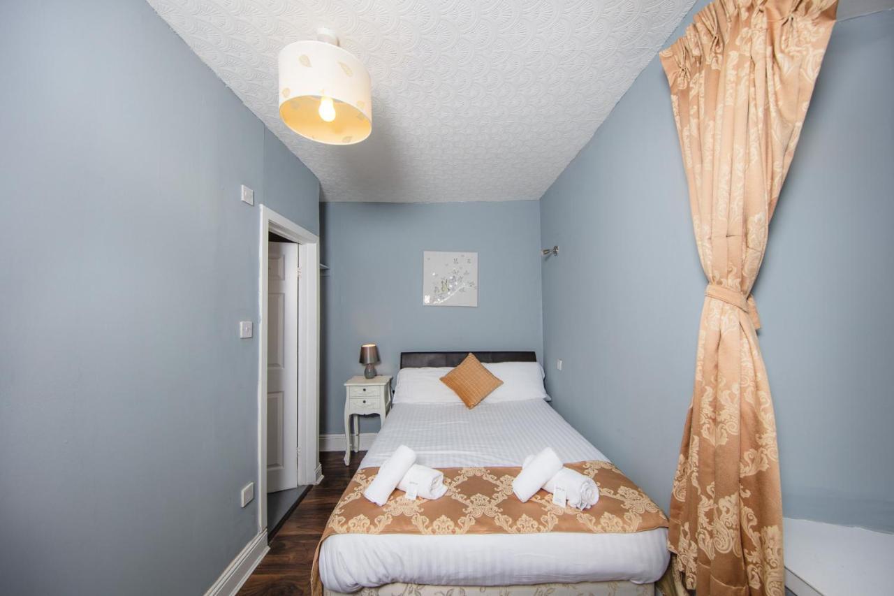 אדינבורו Super Central 4Bedroom Apartment At The Meadows מראה חיצוני תמונה