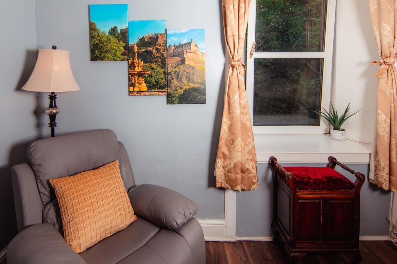 אדינבורו Super Central 4Bedroom Apartment At The Meadows מראה חיצוני תמונה