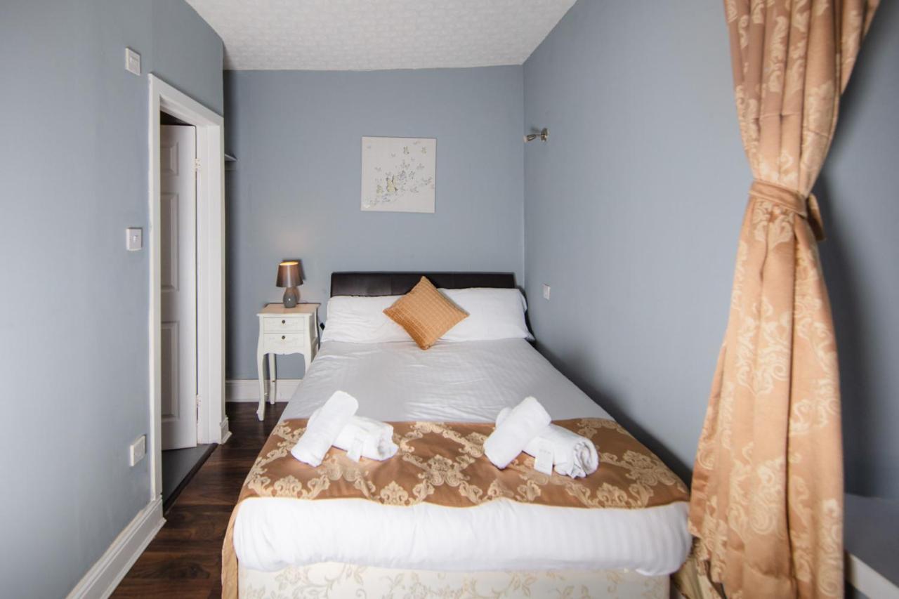 אדינבורו Super Central 4Bedroom Apartment At The Meadows מראה חיצוני תמונה