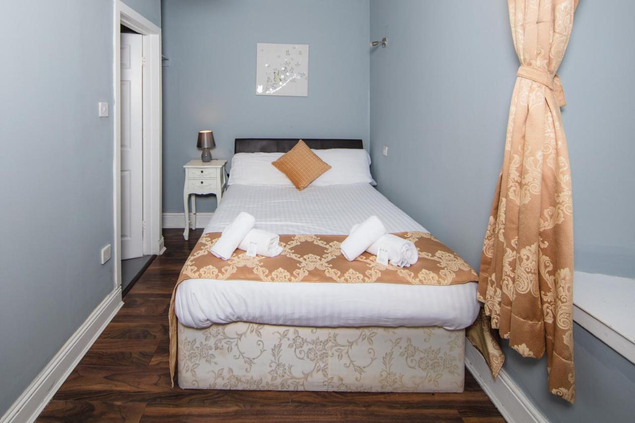 אדינבורו Super Central 4Bedroom Apartment At The Meadows מראה חיצוני תמונה