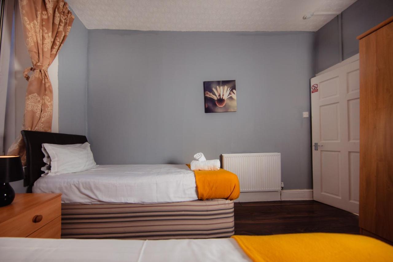 אדינבורו Super Central 4Bedroom Apartment At The Meadows מראה חיצוני תמונה